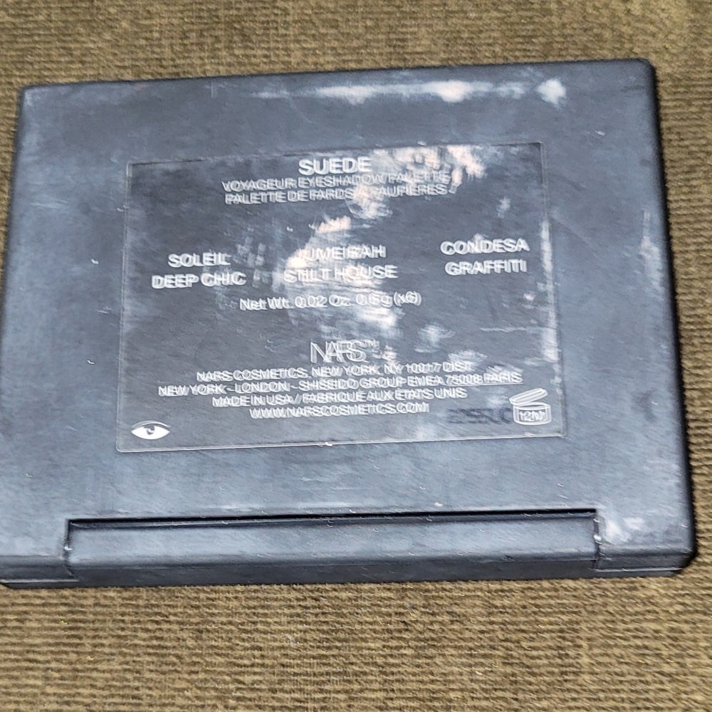 NARS Eyeshadow Palette in Suede - Picture 3 of 3